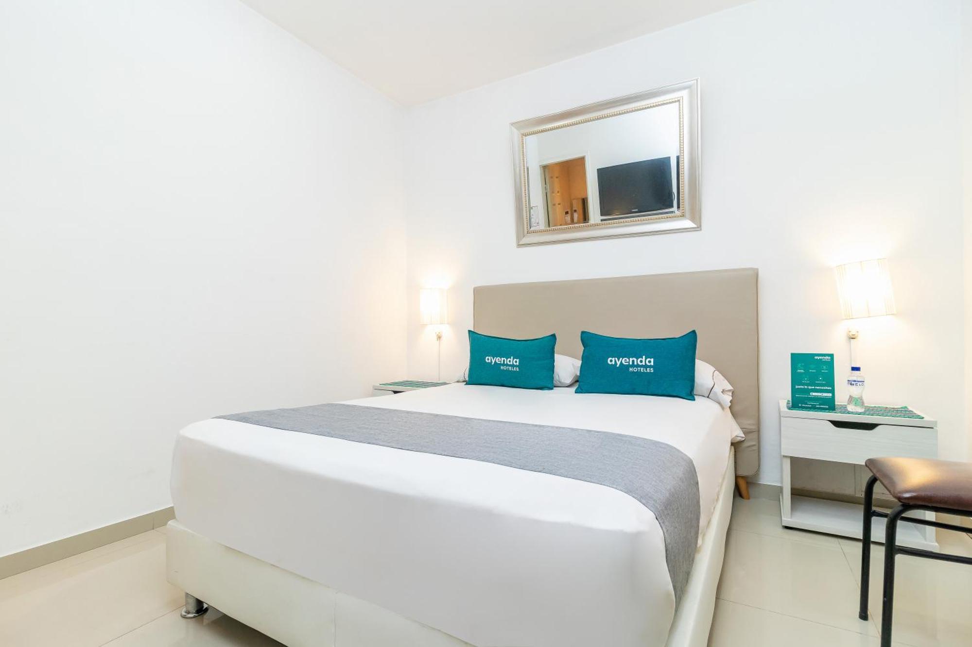 Ayenda Eloina Hotel Bogota Bagian luar foto